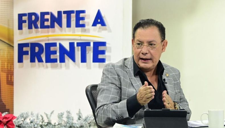 Turistas entran más por vía terrestre Ricardo Cucalón