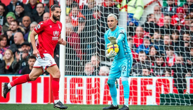 Chelsea perdió y Manchester City empató