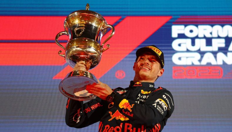Verstappen inicia la defensa de su título con pie derecho