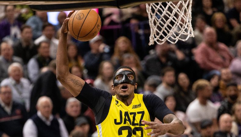 Los Jazz derrotaron sorprendentemente a los Kings