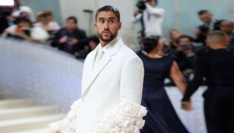 ¡Bad Bunny reveló cómo es su batalla constante con la moda!