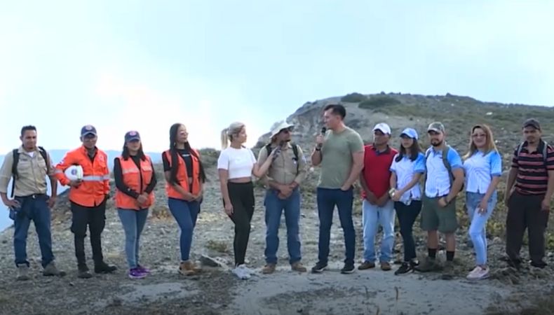 ¡Una aventura extrema! Prendi2” escaló el Volcán Ilamatepec