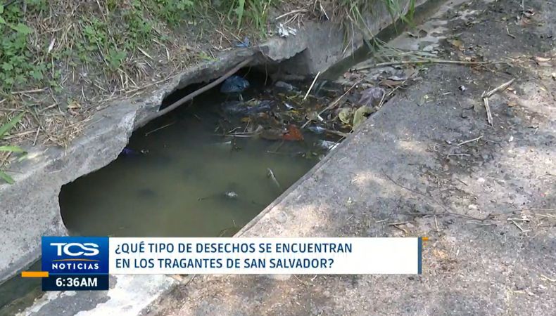 ¿Qué desechos se localizan en los tragantes de San Salvador?