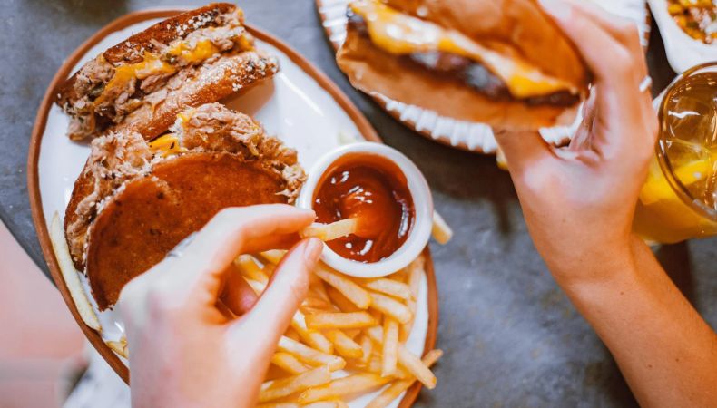 Consumo y venta de alimentos procesados aumentó 48%