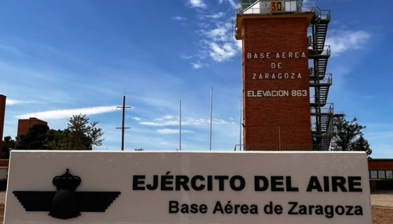 Avión se estrella en Base Aérea de Zaragoza, en España