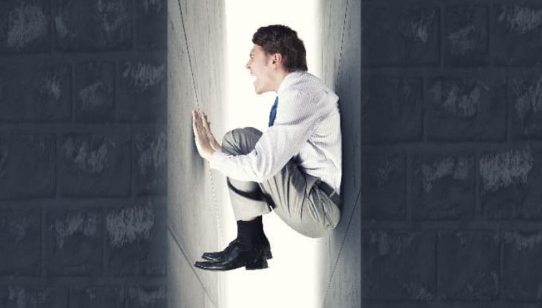 La claustrofobia causas, síntomas y tratamiento