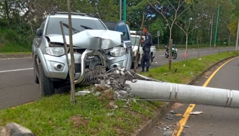Accidente Bulevar Luis Poma
