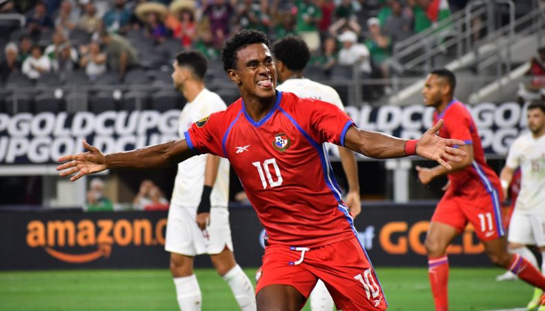 Todo o nada en semis de Copa Oro