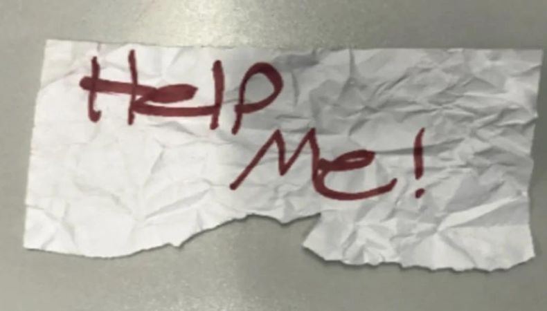 ¡Ayuda! la señal con la que una adolescente secuestrada logró que la rescataran