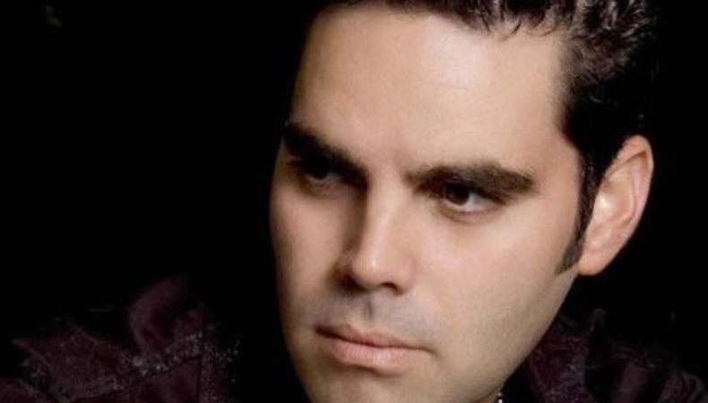 Didier Hernández, exintegrante de “Menudo”, convivió con sus fanáticos salvadoreños