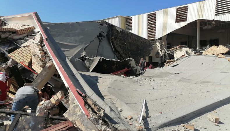 Ascienden a 10 personas fallecidas ante el colapso de techo de una iglesia