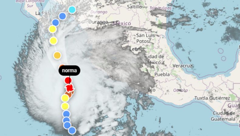 Huracán Norma se intensifica a categoría 4