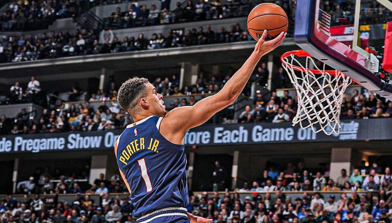 Los Nuggets vencieron por muy poco a los Warriors de Curry