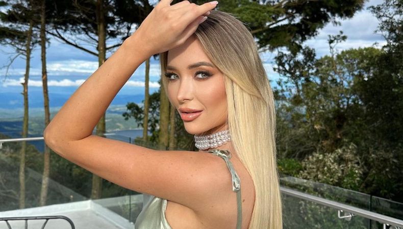 ¡Miss Bulgaria recibió un regalo especial de un admirador secreto!