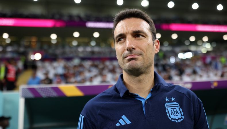 Futbolistas argentinos reaccionan ante el posible adiós de Scaloni