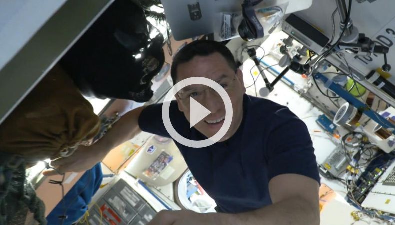 Frank Rubio guía el primer tour en español por la Estación Espacial Internacional