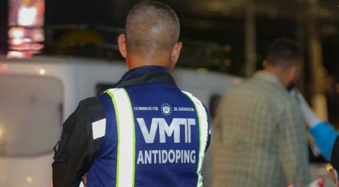 Cinco conductores fueron detenidos por conducir en estado de ebriedad, por lo que deberán responder ante la justicia.