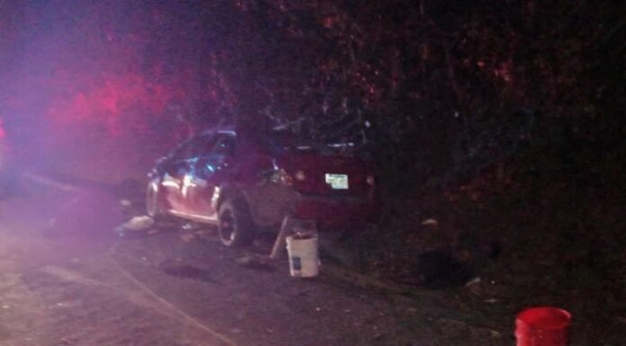 Múltiple accidente en la calle hacia la playa El Espino, Usulután