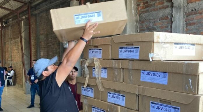 TSE emite comunicado sobre los paquetes electorales