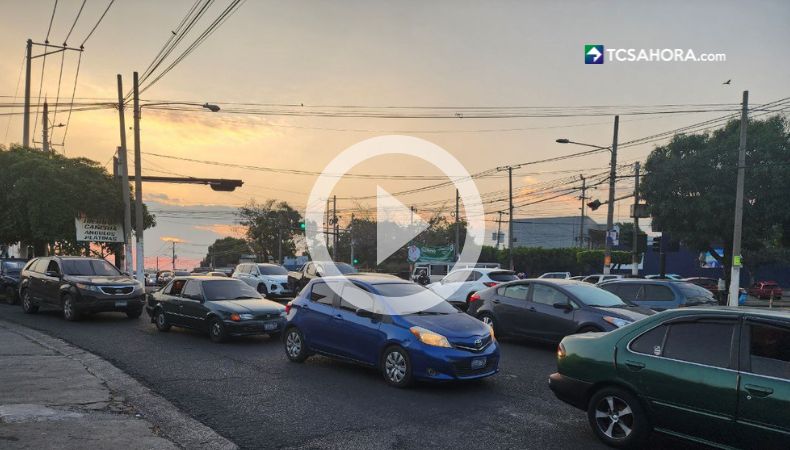 Tráfico vehicular, El Salvador