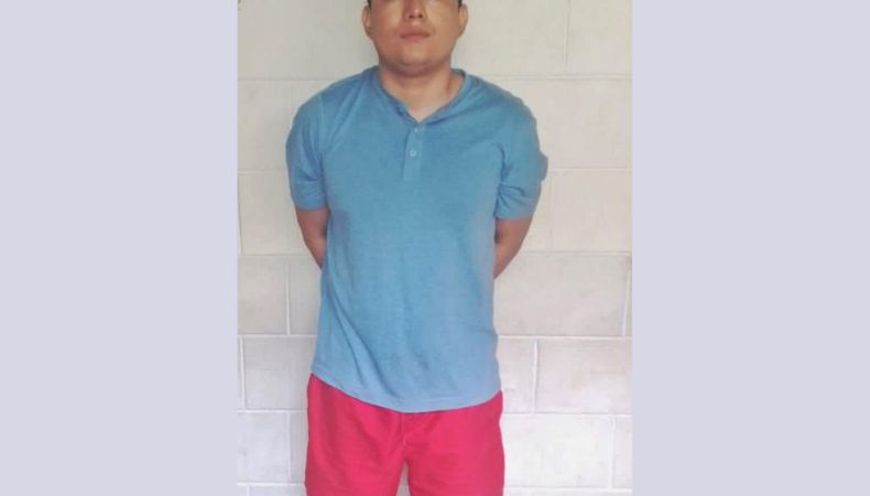 PNC detiene a conductor que impactó contra bomba de gasolina