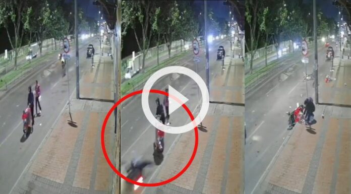 Un motociclista atropelló a unos padres que llevaban a su bebé.