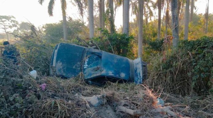 Accidente deja dos personas lesionadas en la carretera de San Juan Opico a Quezaltepeque.