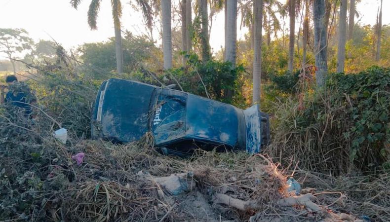 Accidente deja dos personas lesionadas en la carretera de San Juan Opico a Quezaltepeque.