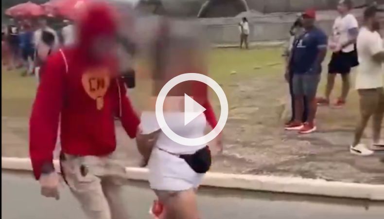 Policías de Brasil se disfrazaron de Chapulín Colorado para atrapar a unos ladrones.