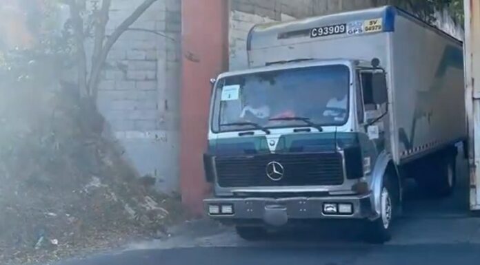 TSE continúa con el traslado de paquetes electorales