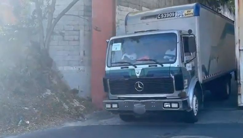 TSE continúa con el traslado de paquetes electorales