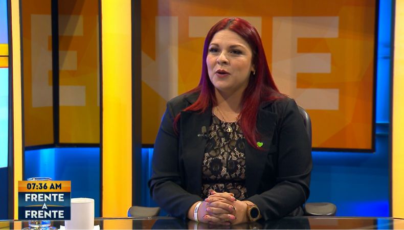 Rosmeri Marinero, candidata a alcaldesa para Santa Ana Centro por Nuestro Tiempo