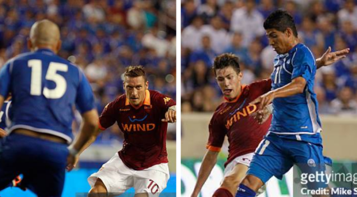 Roma jugando contra El Salvador