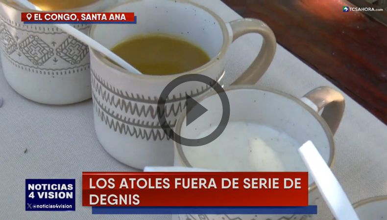 En El Congo, Santa Ana, Degnis Saravia elabora atoles con ingredientes poco tradicionales.