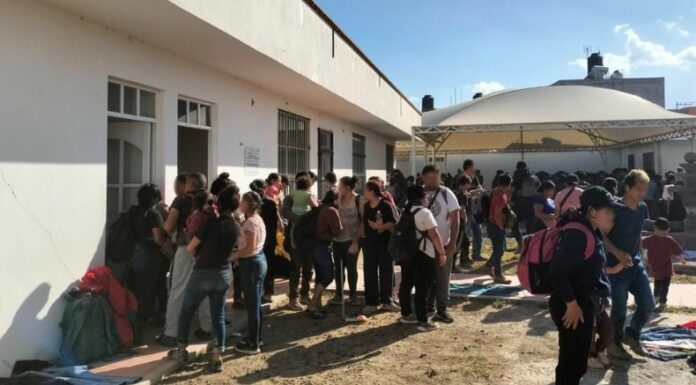 Rescatan a 221 migrantes en Puebla