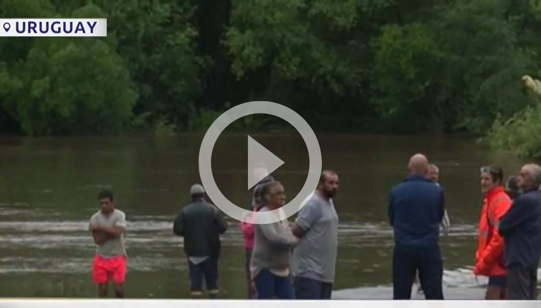 Uruguay con fuertes inundaciones