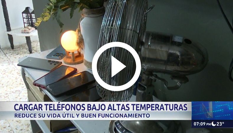 Precauciones al cargar un celular, con olas de calor