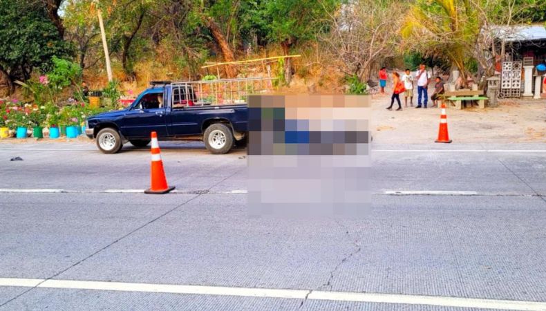 PNC reporta un motociclista fallecido en la autopista a Comalapa.