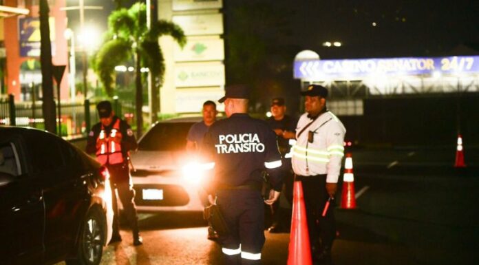 PNC detuvo a personas por conducción peligrosa