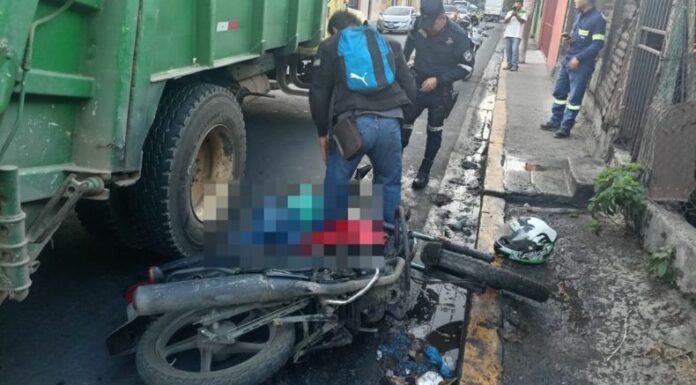 Motociclista lesionada en bulevar San Bartolo, Ilopango.