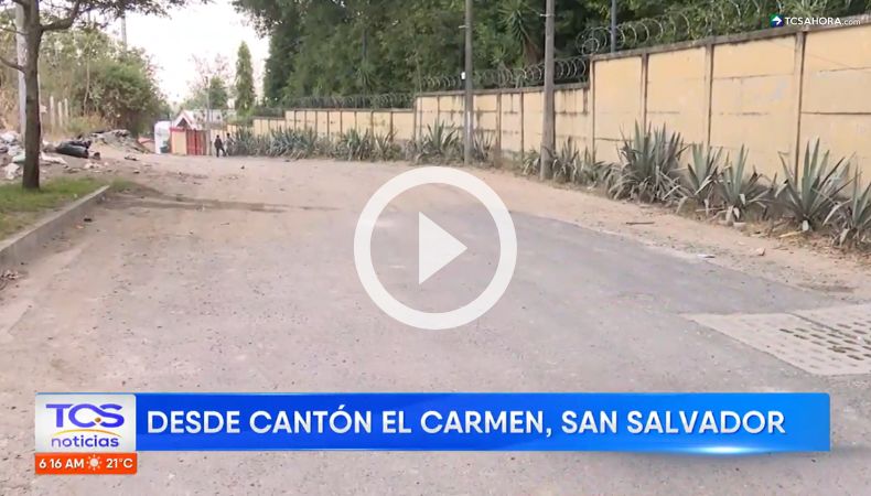 Habilitan paso en el tramo del cantón El Carmen.