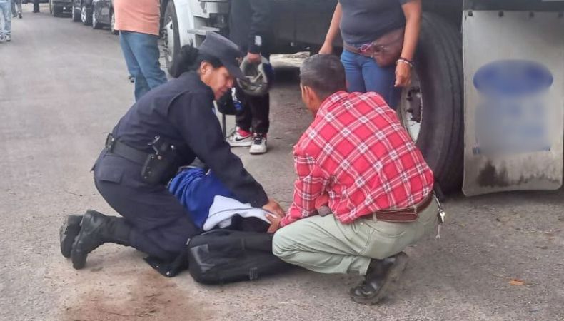 Agentes atendieron a un hombre que convulsionó en Santa Ana Convulsión