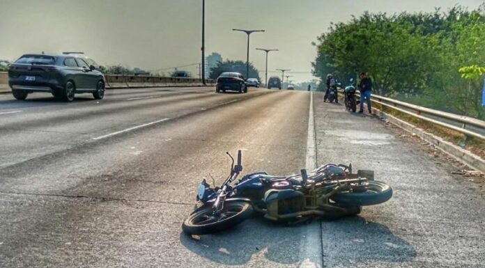 Motociclista fallecido sobre el bulevar Monseñor Romero