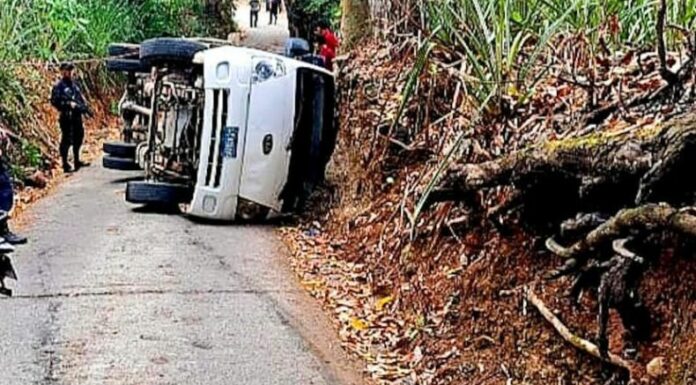 Accidente de tránsito deja varios lesionados en Ilobasco, Cabañas.