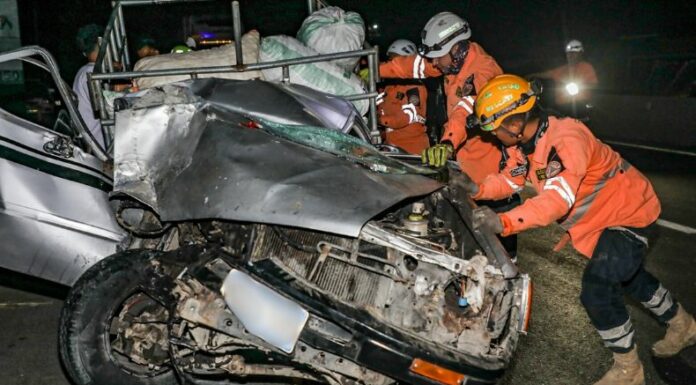 Fuerte accidente de tránsito se registró sobre la carretera a Quezaltepeque.