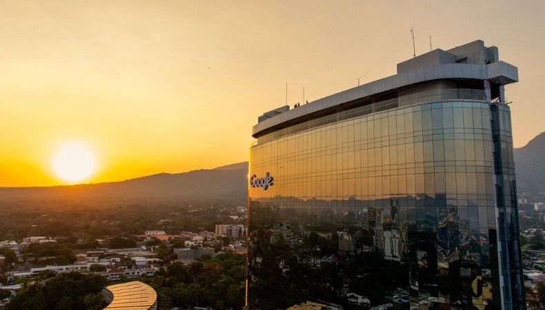 Inauguran oficinas de Google en El Salvador