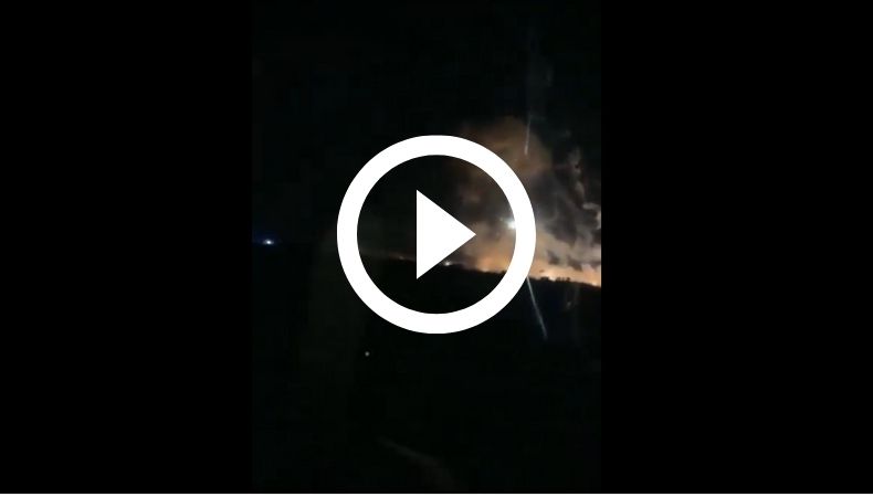 Reportan presunta explosión en base militar al sur de Bagdad