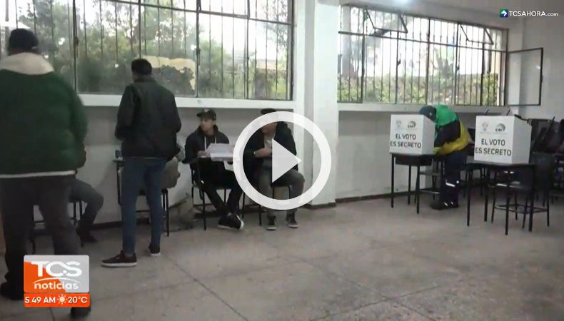 Ecuatorianos respaldan medidas de seguridad propuestas en el referendo.