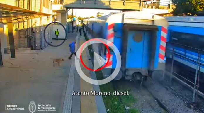 ¡Mujer se salva de ser aplastada por un tren en Argentina!