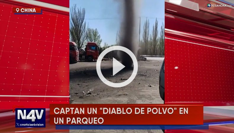 Captan un gigantesco torbellino de polvo en China.